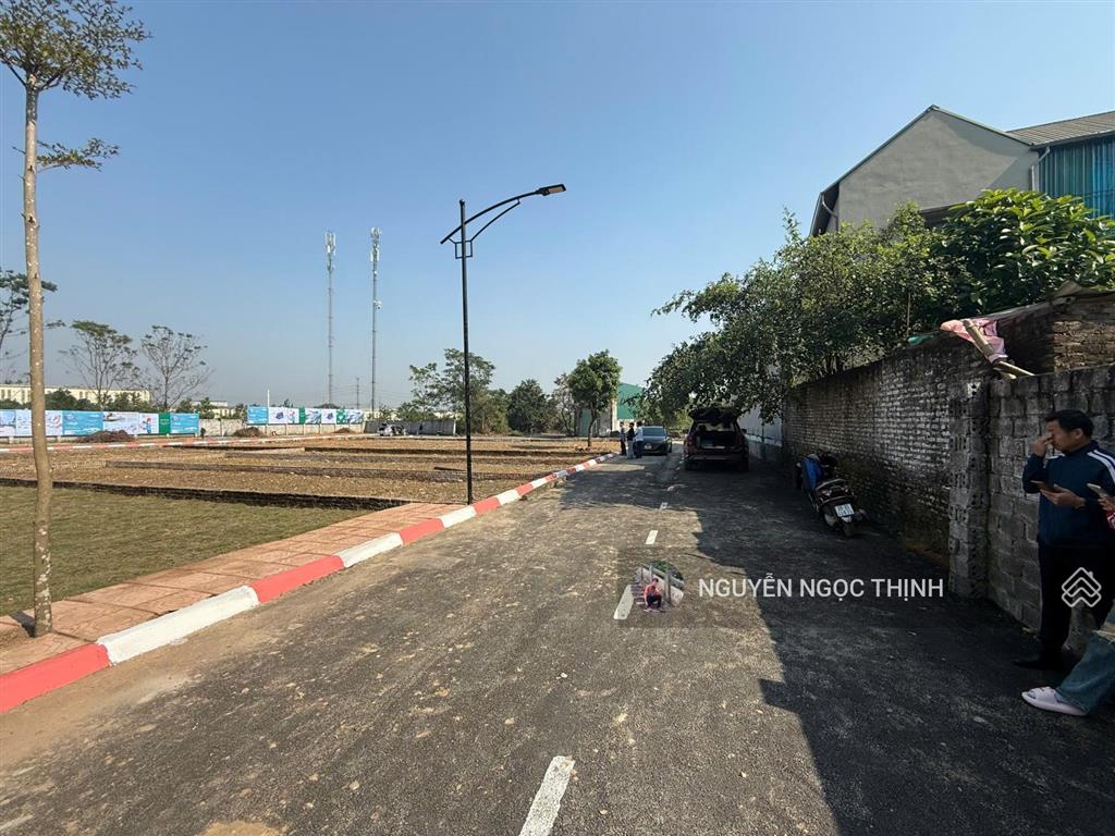 Lô góc 165,2m² tđc vai réo  hòa lạc full thổ cư