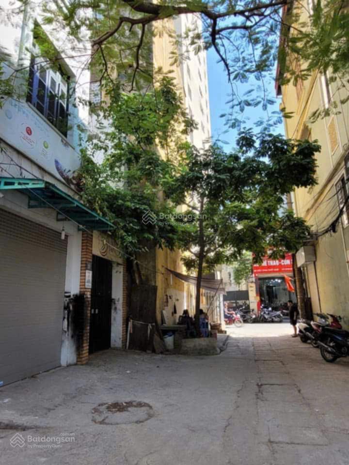 Nhà phố tăng thiết giáp cổ nhuế  đường 2 ô tô tránh nhau diện tích 121m2