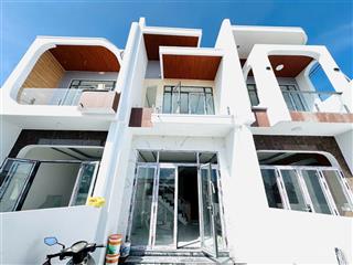 Nhà lầu 1t1l  gần kdl bửu long  giá chỉ 1 tỷ 8x