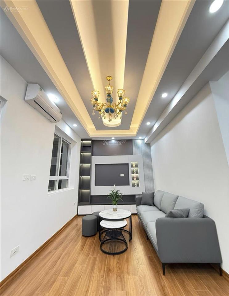 Bán căn hộ cạnh hồ điều hoà, kđt tp giao lưu, thoáng sáng, full nội thất đẹp, giá chỉ 5,5 tỷ