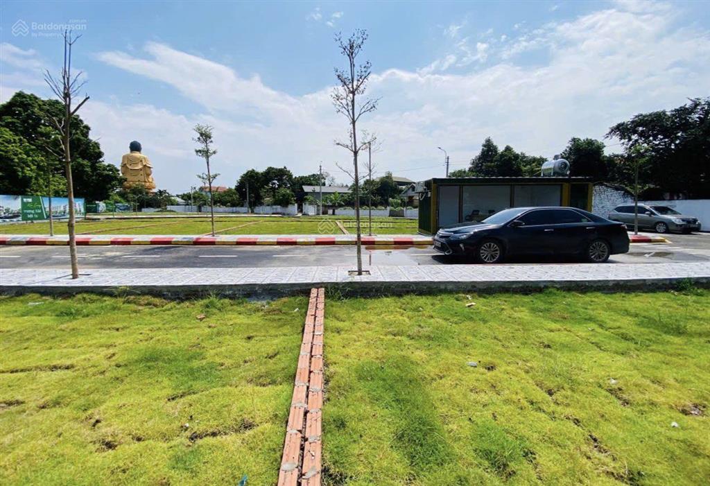 Bán gấp đất đô thị hòa lạc  giá chỉ nhỉnh 2 tỷ cách ql21a 200m