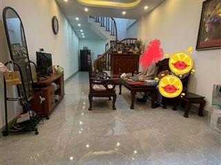 Bán nhà nguyên căn tân mai lô góc, sát oto tránh 46m2 7 tỷ 86