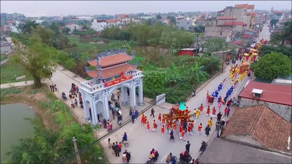 Cần tiền bán gấp 90m2 mt 4,5m cổng đại lộ ninh sở nam phù. sát dự án tp ven sông hồng