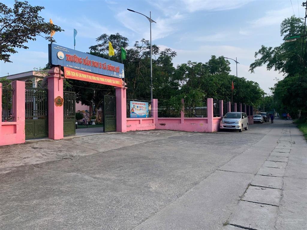 Bán 131m đông mỹ thanh trì , sát sân bóng và bến xe
