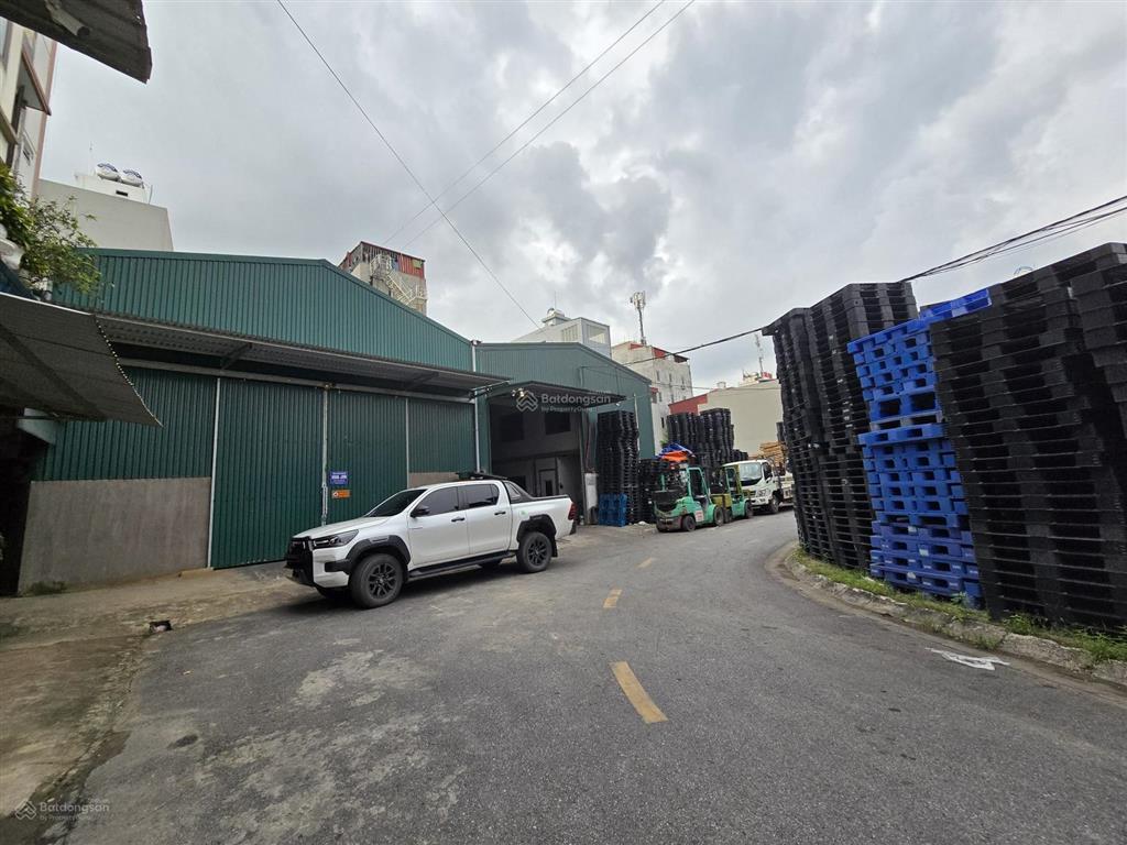E cần bán lô góc, 2 mặt tiền, làn 2 sứ long phương. hạp lĩnh, t.p bắc ninh. diện tích 98.7m.mặt 8