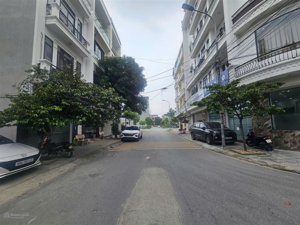 Giãn dân khu 8 đại phúc , võ cường tp bắc ninh. trục thông thẳng nguyễn quyền dt 74 m2