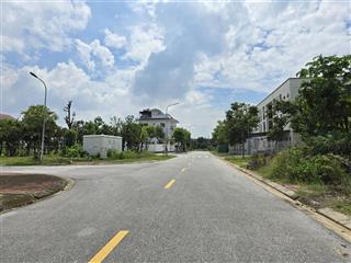 Bán lô góc biệt thự 2 mặt tiền đẹp nhất kim chân. tp bắc ninh. lô góc trục chính 2 đường to 22m.