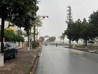 Bán căn biệt thự xây thô hoàn thiện ngoài 3.5 tầng khu đô thị phúc ninh, thành phố bắc ninh