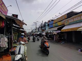 Nhà bán mặt tiền chợ bình thành.chủ cần sử lý công việc gấp .giảm nhanh 500trgiá còn 14tỷ3dt4x24