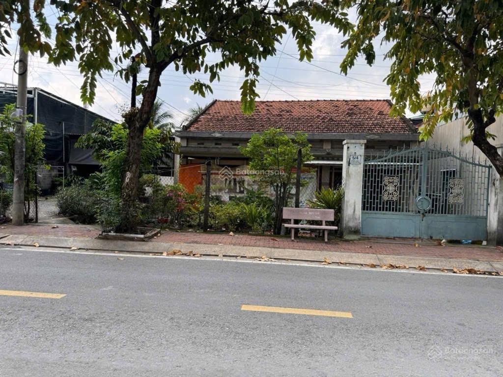 Hóc môn  mặt tiền kinh doanh đỉnh  ngang 5m  nở hậu tài lộc  262m2  sổ hồng riêng .