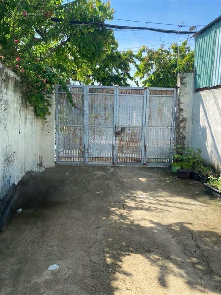 Hóc môn  mặt tiền kinh doanh đỉnh  ngang 5m  nở hậu tài lộc  262m2  sổ hồng riêng .