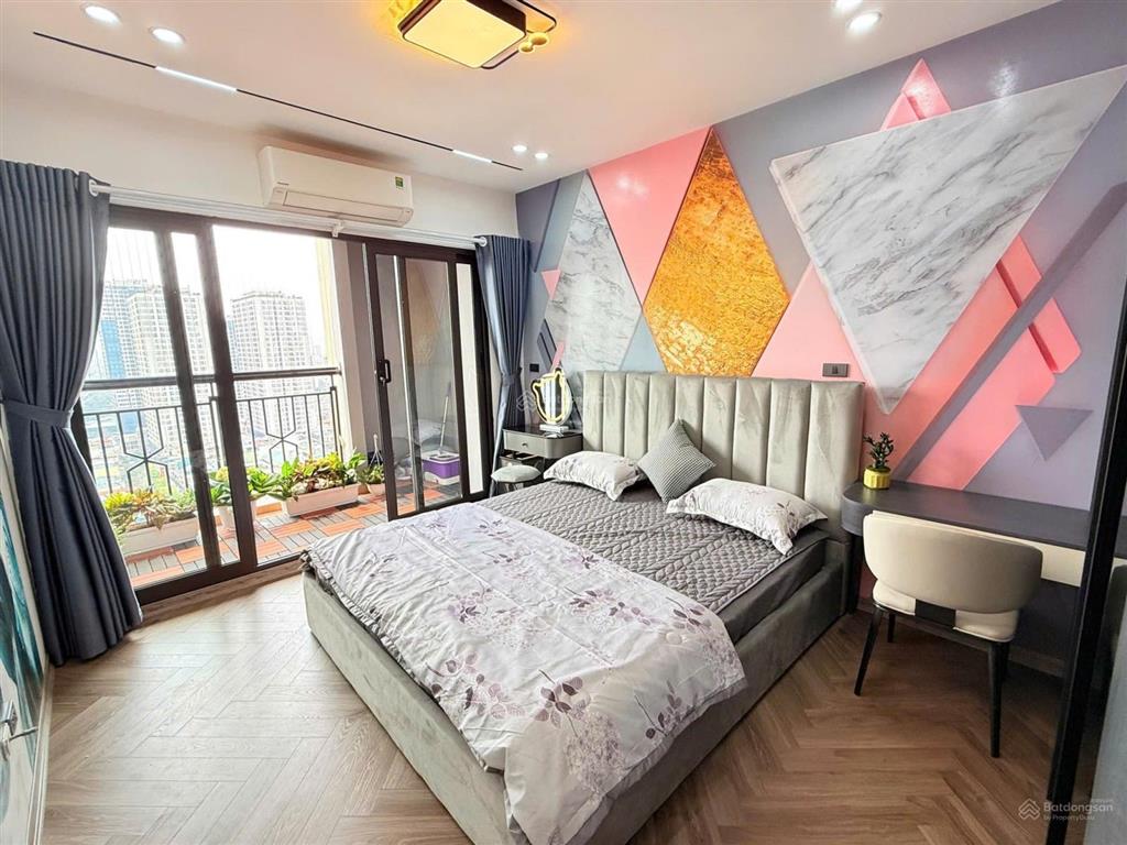 Hiếm + đẹp! phùng khoang căn góc 90m2, 3 ngủ, 2 vs nhỉnh 5,x tỷ