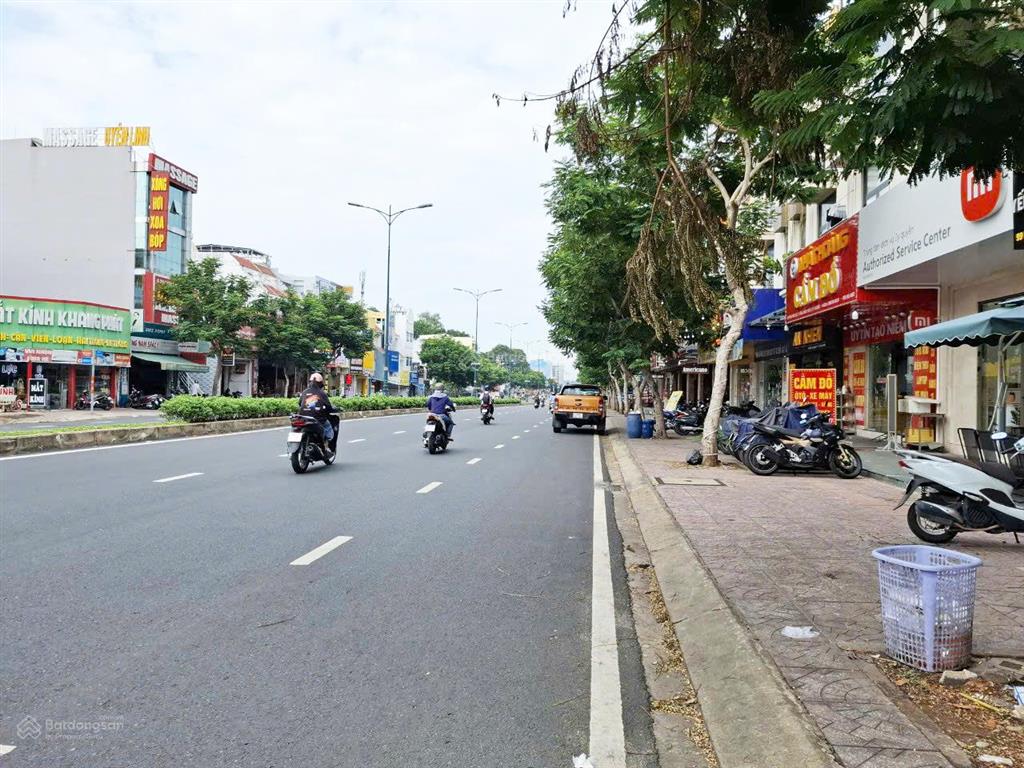 Kẹt bank! bán dãy trọ 50p mặt tiền đường plb. thu nhập 100tr/tháng dt 600m2 cực rẻ 60tr/m2