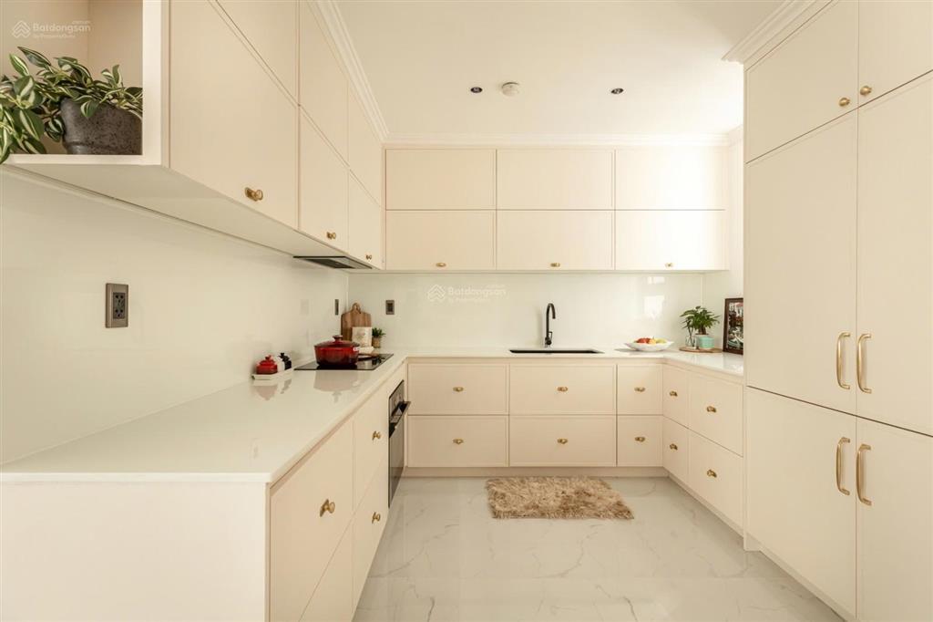 Căn hộ góc 3pn 152m2 view hồ & landmark trung tâm quận 7