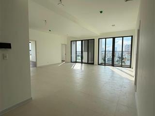 Căn hộ góc 3pn  152m2 view hồ đẹp toàn cảnh quận 1