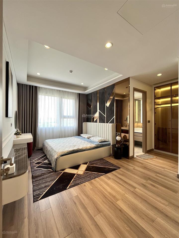 Bán the horizon  giá siêu tốt 19 tỷ, full cao cấp, view đẹp.  0935 938 ***