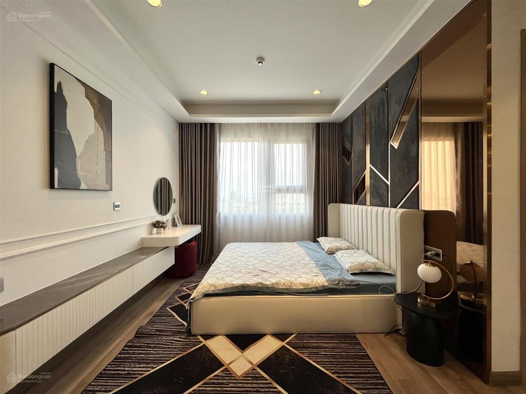 Bán the horizon  giá siêu tốt 19 tỷ, full cao cấp, view đẹp.  0935 938 ***