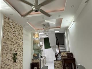 Bán nhà riêng, 30m2, 6,6 tỷ, cách mạng tháng tám, p 15, q10, tp.hcm, đẹp, nhiều tiện ích