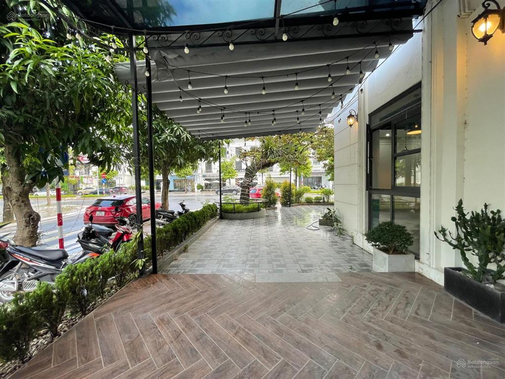 Cho thuê shophouse. dt 70m2, 5t, đã hoàn thiện. giá 10 triệu/tháng