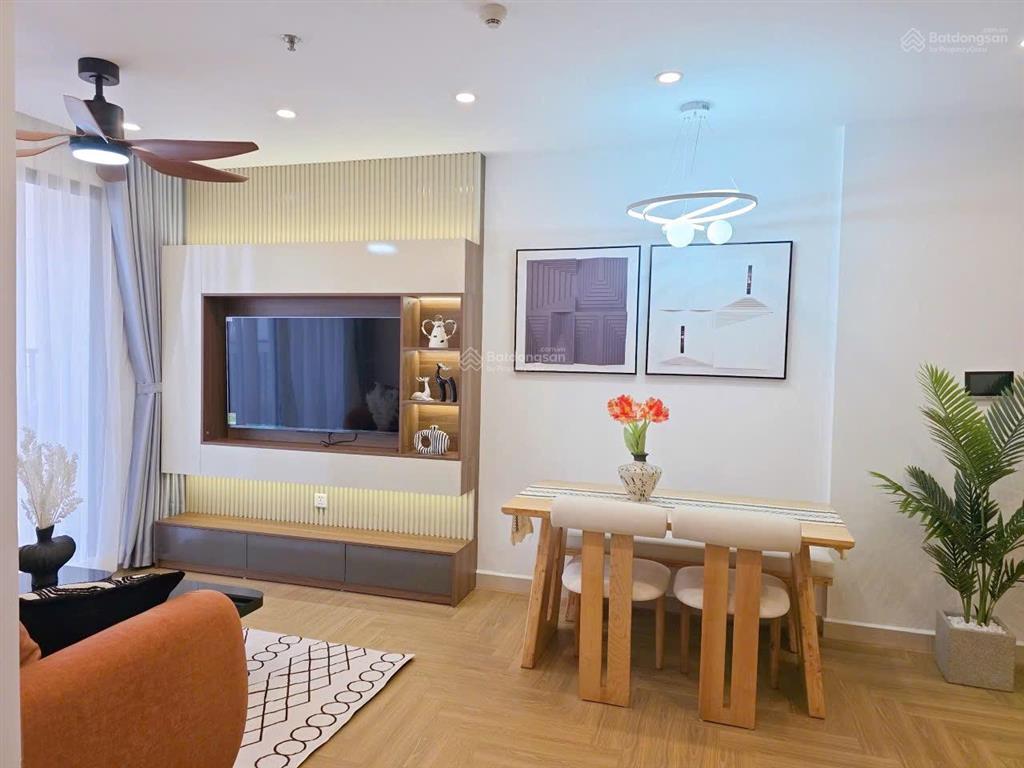 Bán căn hộ vinhomes smart city, 4,35 tỷ, 55m2, giá ưu đãi, chính chủ