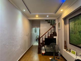 Nhà thuỵ khuê, 30m ra phố, dân xây 38m2, 4 tầng, mt 4m, gió hồ tây mát lộng chỉ 8,8tỷ