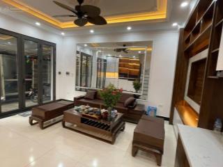Nhà thuỵ khuê, ba gác tránh,4tầng,4 ngủ,30m ra hồ tây