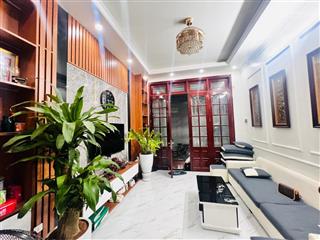 Thuỵ khuê, ngõ thông, gần hồ, 5 tầng, sổ đẹp, ở cực sướng