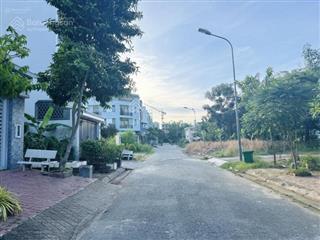 Bán đất 5x20m 4.65 tỷ mặt tiền đường 12m có móng kdc 13e intresco xã phong phú, huyện bình chánh