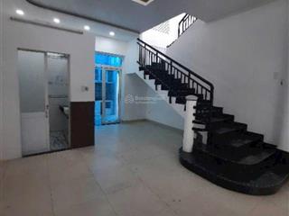 Bán nhà chính chủ quận 11, ngay trung tâm gần vòng xoay lê đại