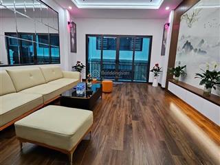 Bán nhà khương trung 40m2, 6 tầng, ô tô đỗ cửa, thuận tiện kinh doanh. giá chỉ 8 tỷ