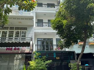 Bán nhà mặt tiền nội bộ bàu cát 70m2, 3 lầu st, 11 tỷ, 5pn, 5wc tại bàu cát tân bình