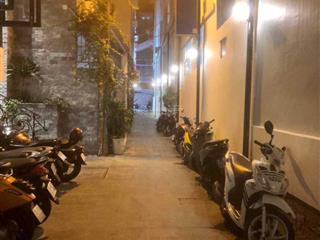 Bán mảnh đất 200.5m2 ở đường biệt thự thành phố nha trang, 0766 505 ***