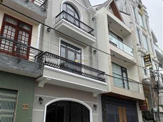 Cách chợ đà lạt hồ xuân hương 1km nhà mới kqh 4 tầng hoàn công