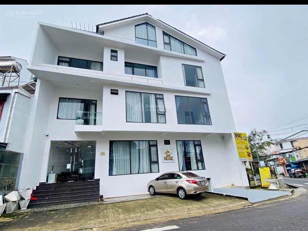 Bán gấp tòa nhà đang kinh doanh chdv cao cấp  mặt tiền phường xuân hương đà lạt