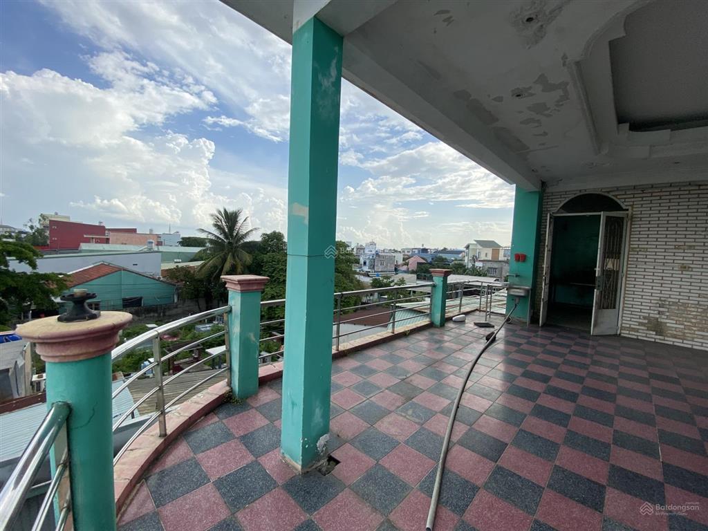 Bán nhà mặt tiền 81 lê thị hà, tân xuân, hóc môn, dt 12x42m, dtcn 489,6m2, 3 tầng, shr, giá 44 tỷ