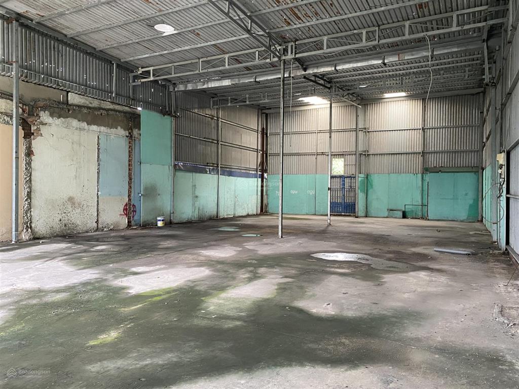 Bán nhà mặt tiền 81 lê thị hà, tân xuân, hóc môn, dt 12x42m, dtcn 489,6m2, 3 tầng, shr, giá 44 tỷ