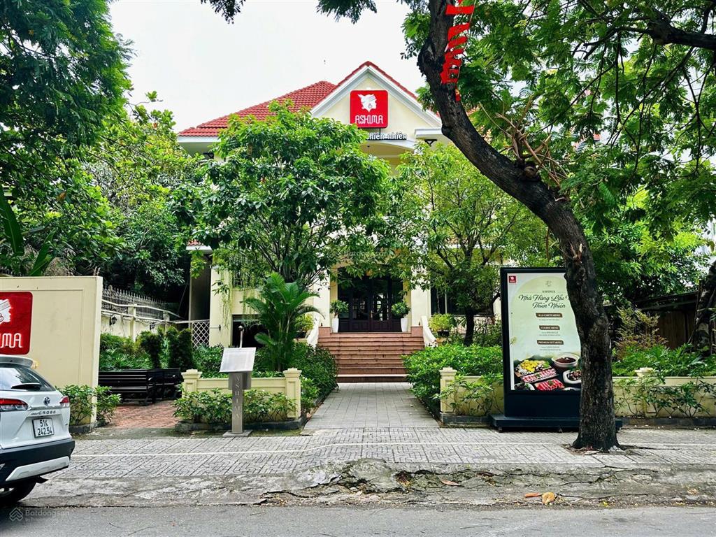 Biệt thự mt 93 xuân thủy, thảo điền, q2, dt 20x48m, cn 897m2, 2 tầng, hđt 220tr, giá bán 392 tỷ