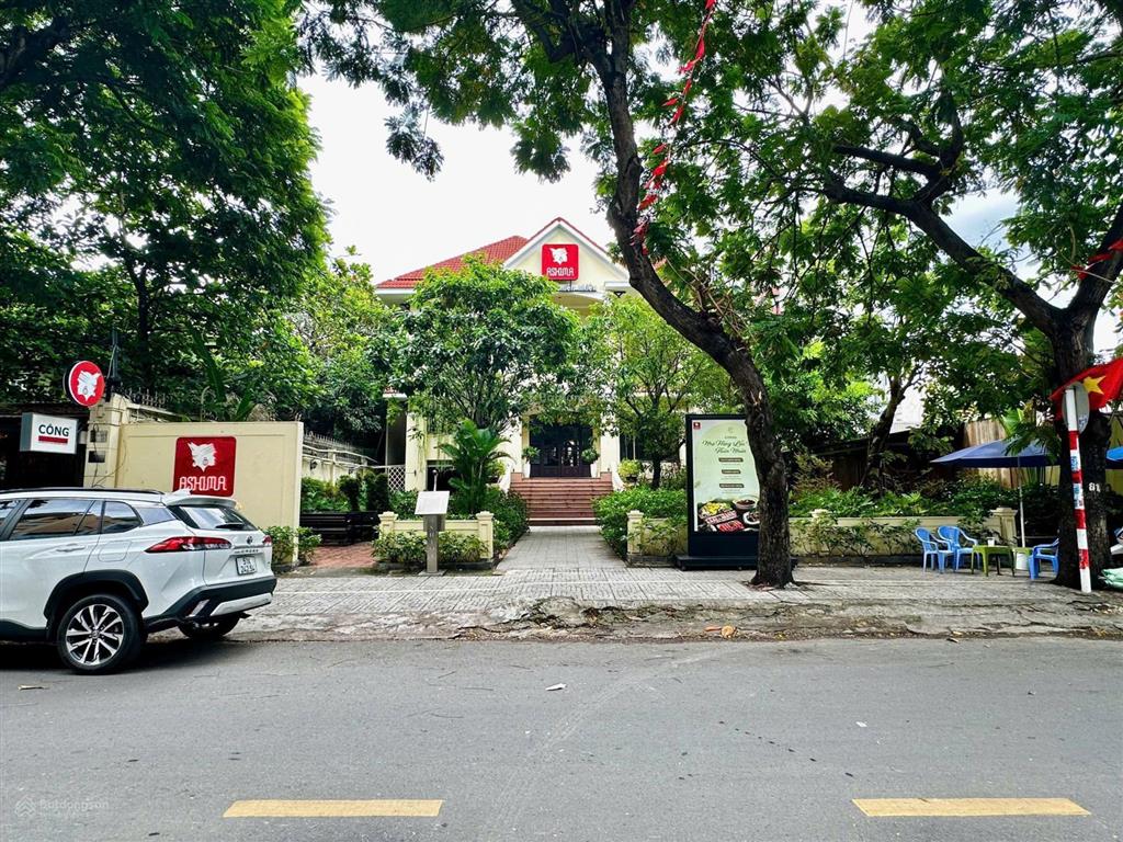 Biệt thự mt 93 xuân thủy, thảo điền, q2, dt 20x48m, cn 897m2, 2 tầng, hđt 220tr, giá bán 392 tỷ