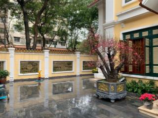 Tôi cần bán biệt thự sân vườn kđt định công  150m2 4 tầng