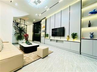 Tôi chính chủ cần bán nhà phố cát linh  hai bà trưng 21m2 3 tầng 2 ngủ