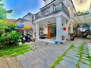 Bán biệt thự mini sân vườn để được 2  3 xe hơi sát phạm văn đồng 170m2 ngang siêu rộng 8m hơn