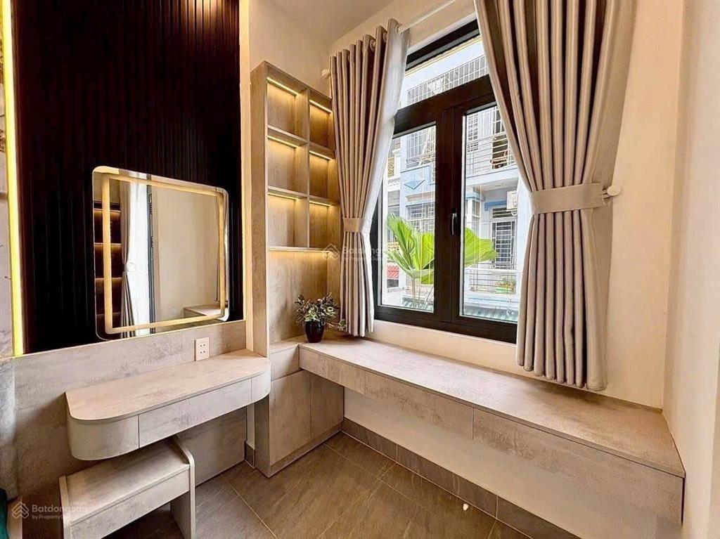 #nhàxehơingủtrongnhà  đẹp lung linh  hẽm thông  giáp quận 7