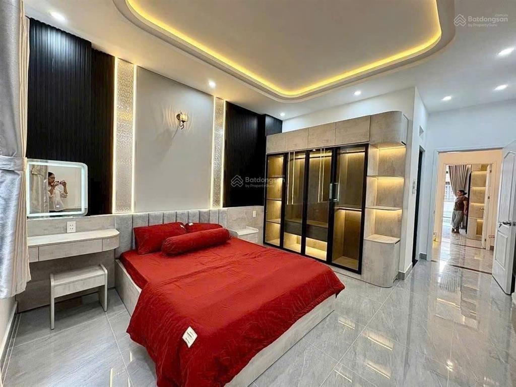 #nhàxehơingủtrongnhà  đẹp lung linh  hẽm thông  giáp quận 7