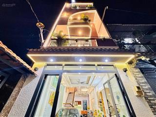 Lên sóng siêu nhà phố dài 17m ngay bùi đình tuý bình thạnh