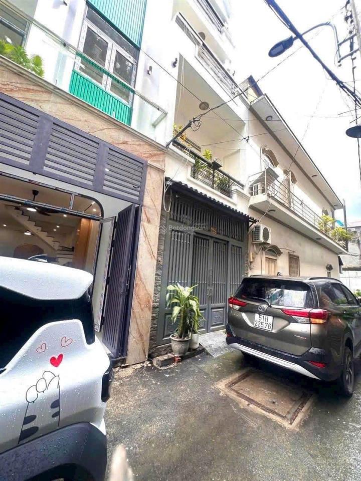 Sốc! nhà hoàng sa  q3  giá chỉ 1,7 tỷ  trung tâm k có căn thứ 2