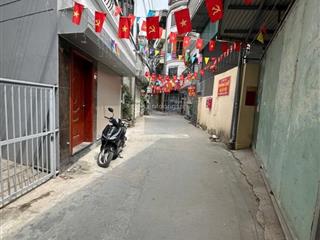 Bán nhà 5 tầng tại lai xá hoài đức