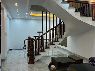 Bán nhà dân xây mới 4 tầng gần ngã tư trôi ở ngay, tặng full nội thất