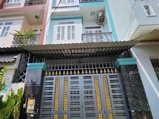 Nhà phố 105m2 cách bình chánh 3 bước chân giá tốt cho khách nét