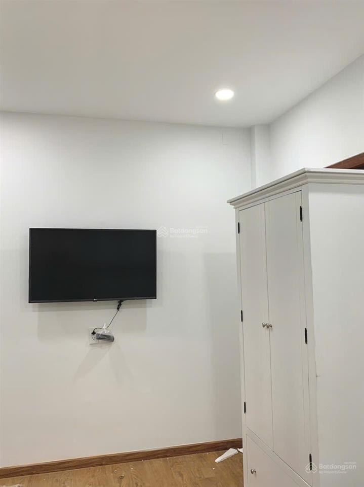 Siêu phẩm chdv mới ra lò đường cửu long, tb. (4,5x15m), 5 tầng tm, thu nhập 80tr/1th. giá 19,5 tỷ