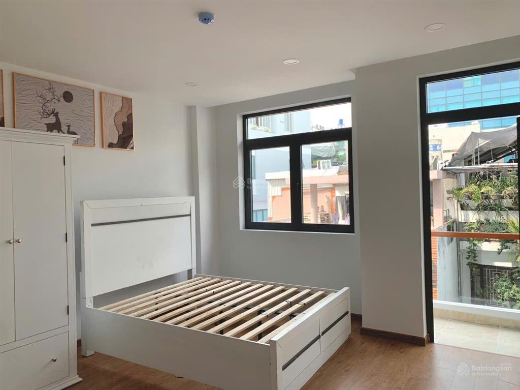 Siêu phẩm chdv mới ra lò đường cửu long, tb. (4,5x15m), 5 tầng tm, thu nhập 80tr/1th. giá 19,5 tỷ